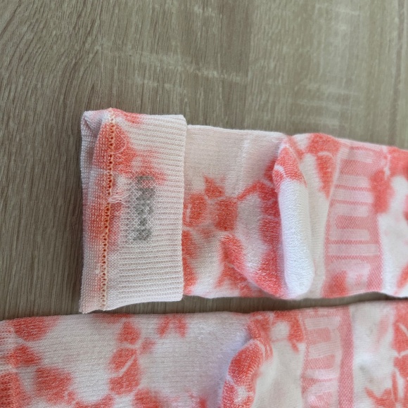 Lululemon Tie-Dye Crew Socks - Picture 3 of 4